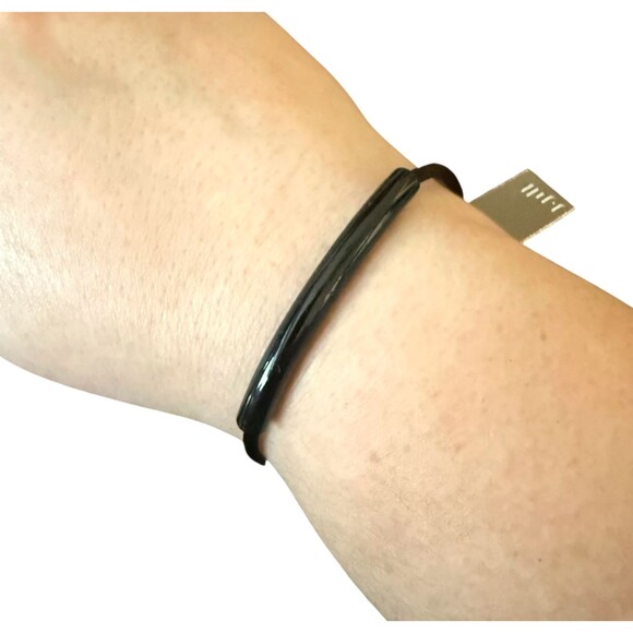 J. Jill Adjustable Tube Bracelet Black Curved Bar Minimalist Cord Modern Neutral - Picture 5 of 7